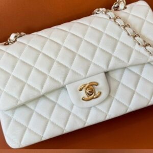 [국내배송]샤넬 클래식 미듐 캐비어 금장 플랩백