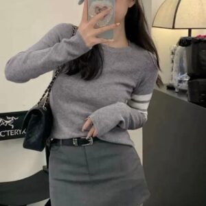 [국내배송]톰브라운 기본 라운드 니트