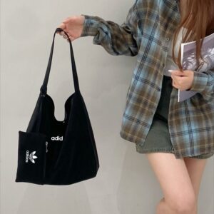 [국내배송]아디다스 파우치 포함 숄더백