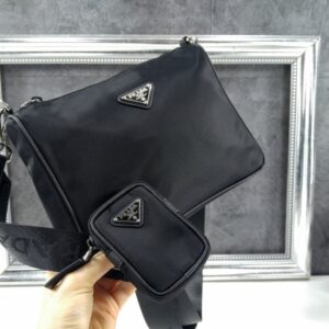 [국내배송]프라다 나일론 남성 크로스백