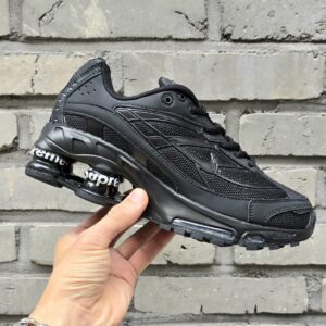 [국내배송]나이키 X 슈프림 샥스 블랙