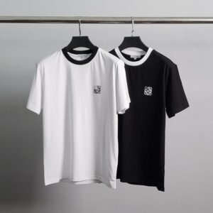 [국내배송]로에베 엠보로고 배색 라운드 반팔티