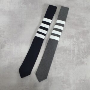 [국내배송]톰브라운 4바 플레인 위브 넥타이 입고