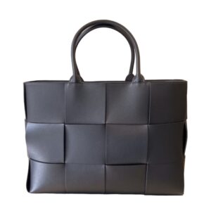 [프리미엄/해외배송]보테가 아르코 토트 백 라지(폰단트)